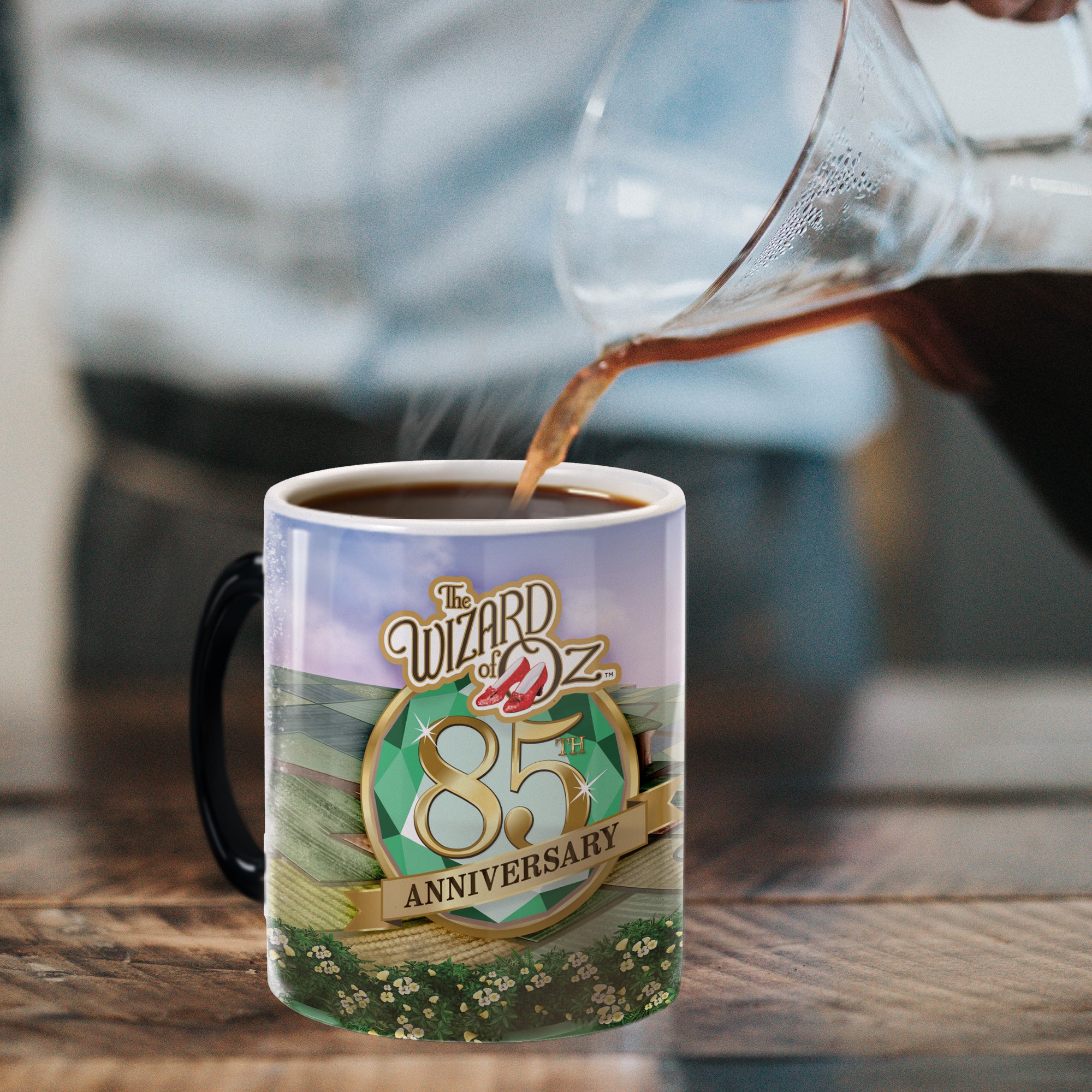 The Wizard of Oz (85th Anniversary – Emerald City) Morphing Mugs® Heat- Sensitive Mug MMUG1621